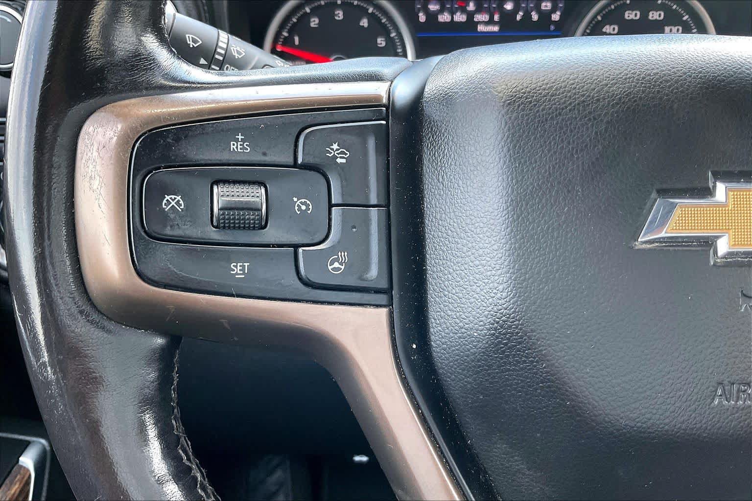 Used 2019 Chevrolet Silverado 1500 High Country w/ Safety Package II RWD image 24
