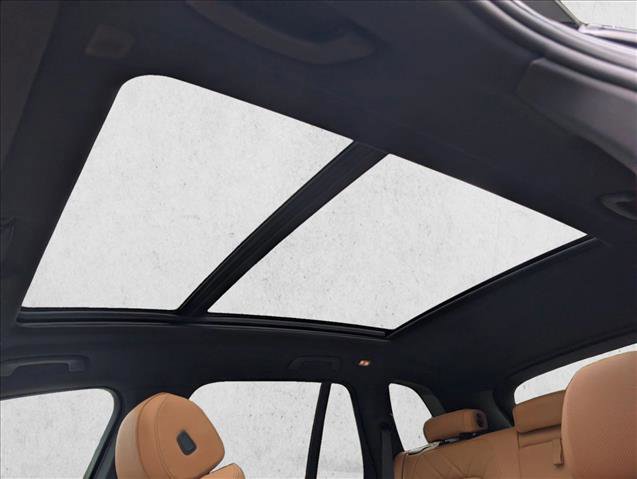 Used 2026 BMW X5 sDrive40i w/ M Sport Package RWD image 15