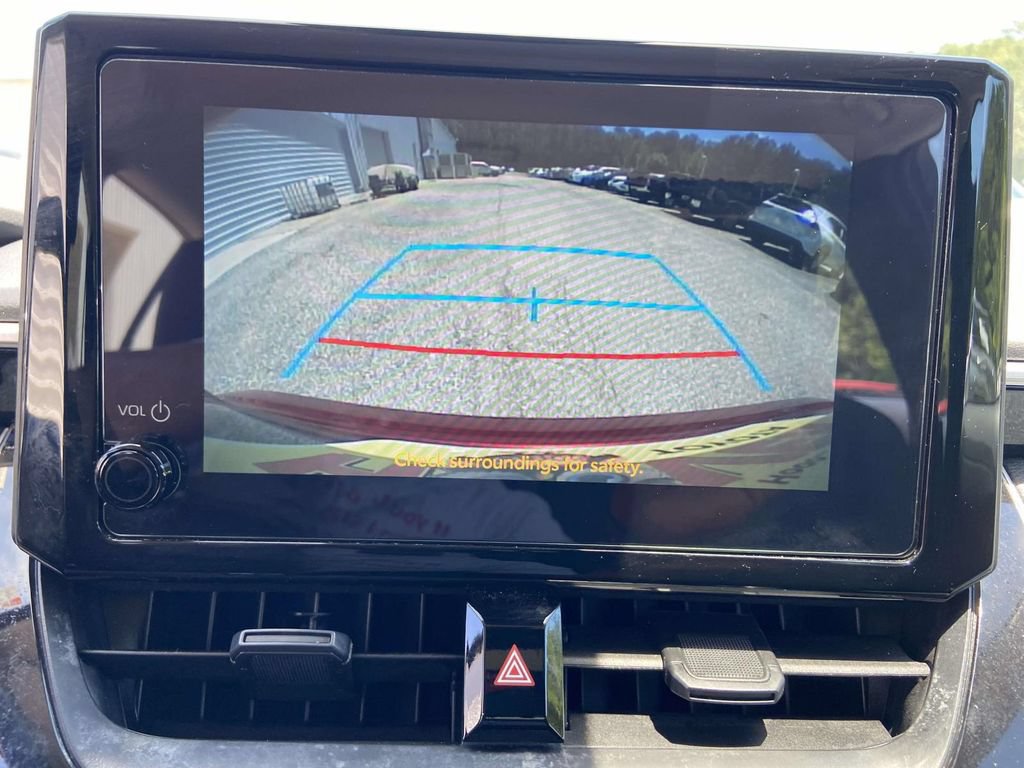 Used 2025 Toyota Corolla LE FWD image 22