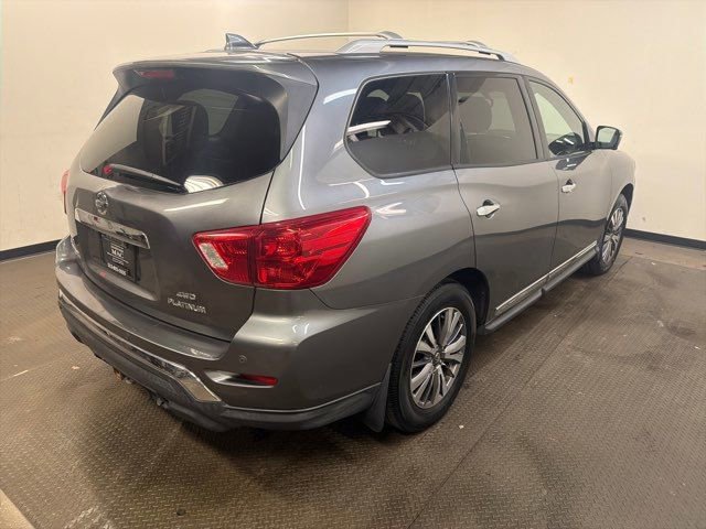 Used 2019 Nissan Pathfinder Platinum image 29