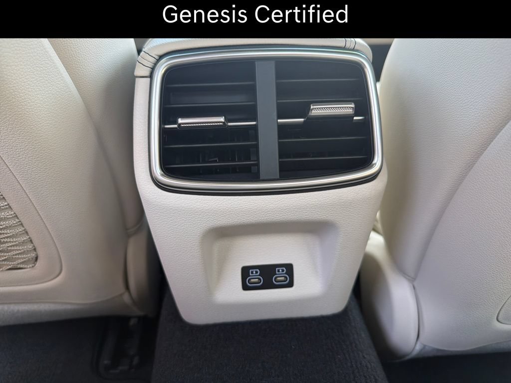 Certified 2026 Genesis G70 2.5T RWD image 23