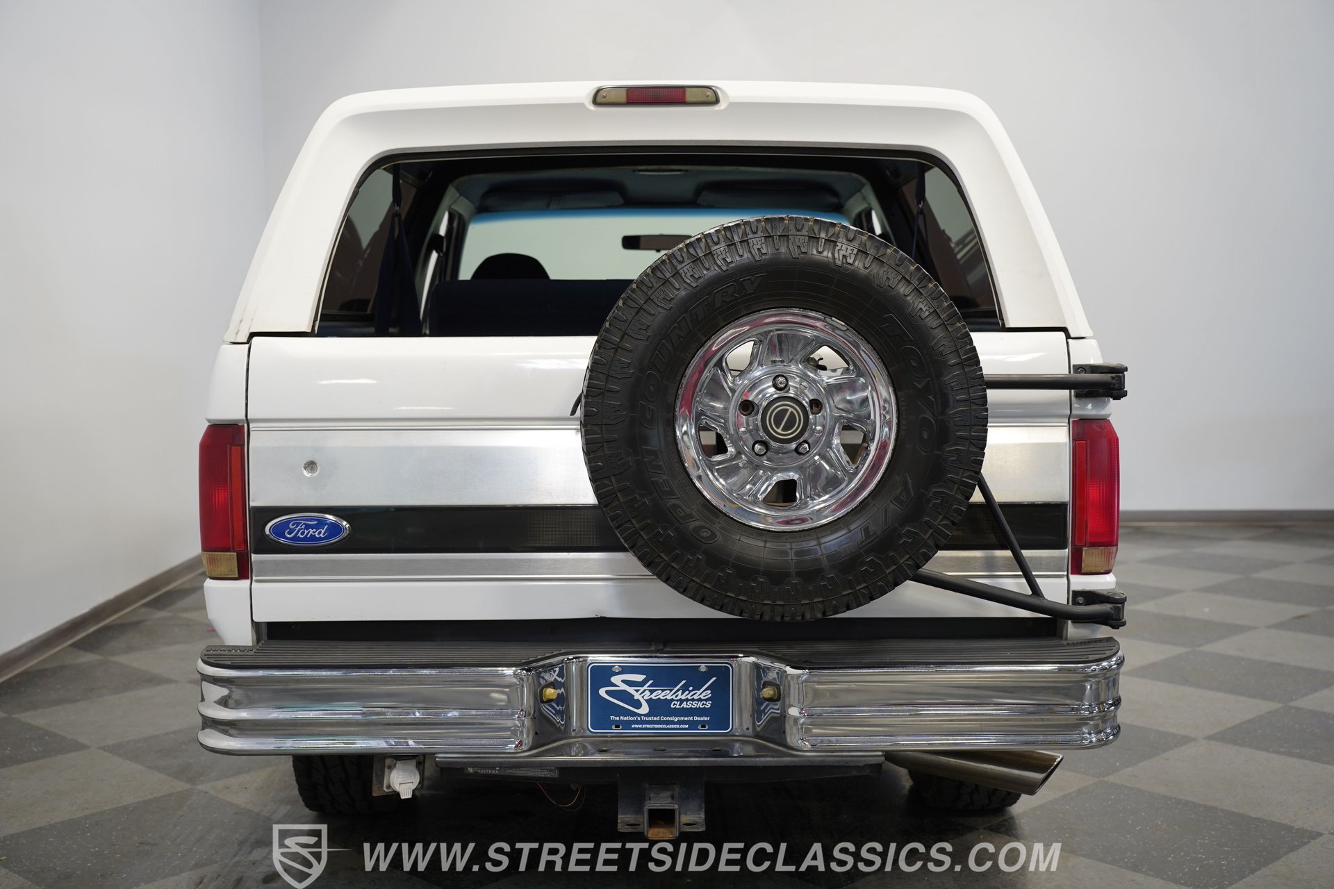 Used 1996 Ford Bronco XLT AWD/4WD image 11