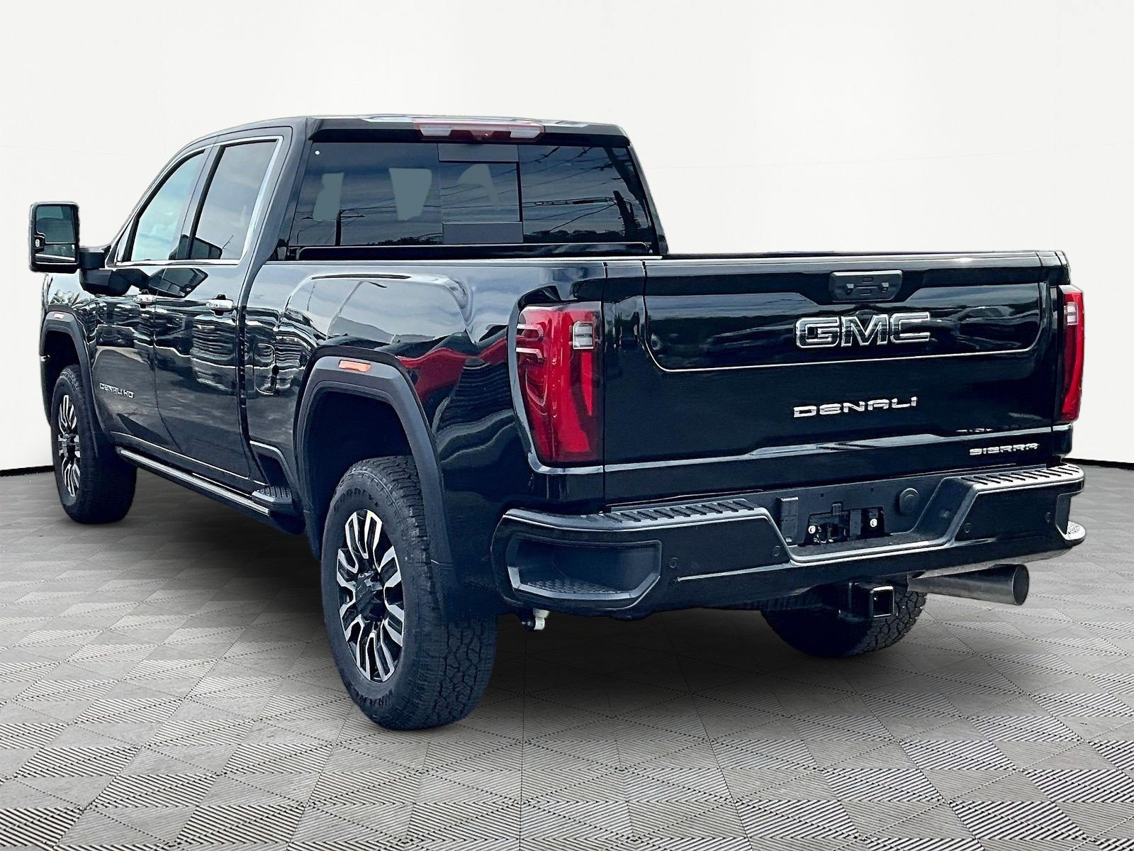 New 2026 GMC Sierra 2500 Denali Ultimate AWD/4WD image 4