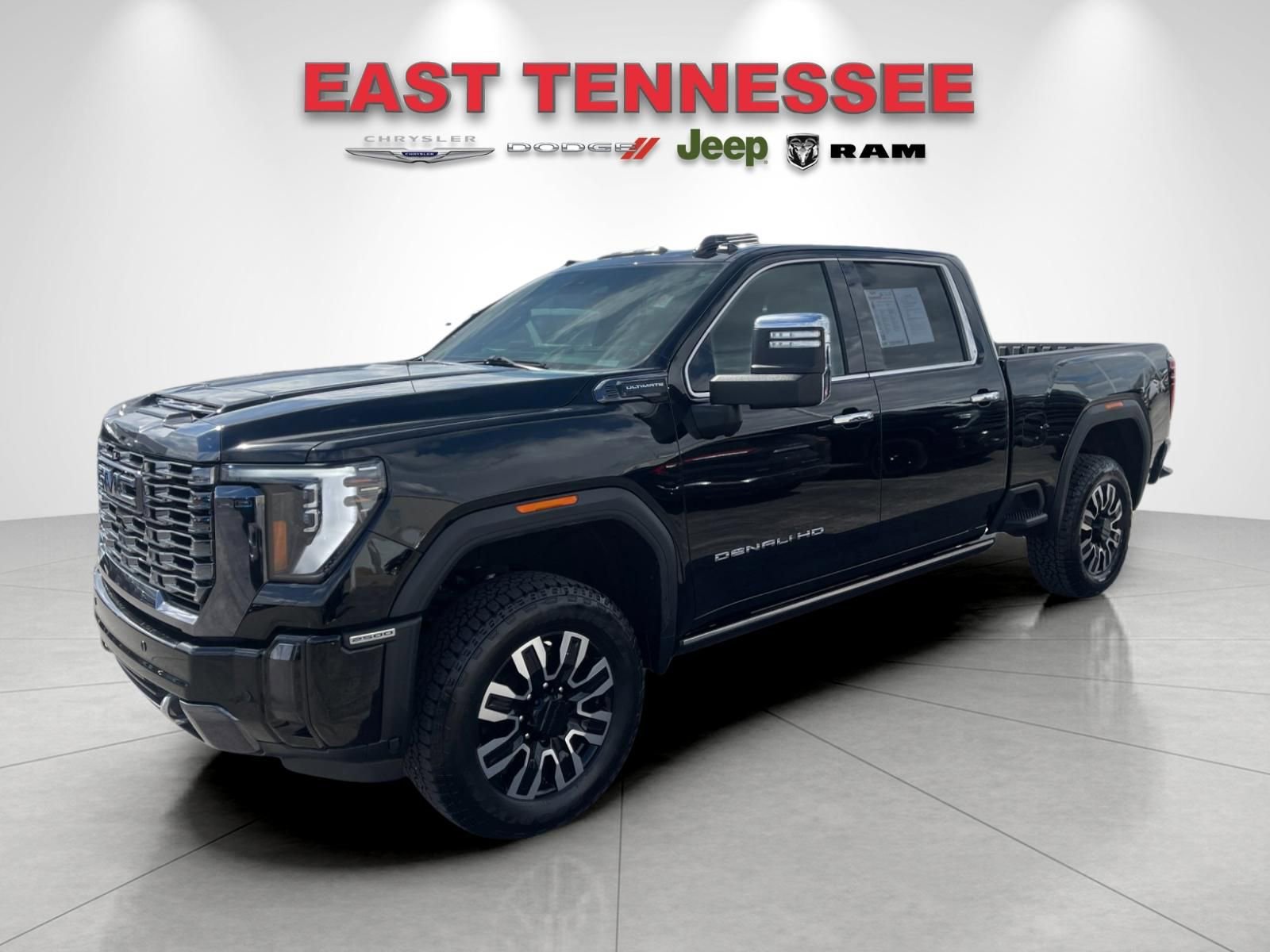 Used 2024 GMC Sierra 2500 Denali Ultimate w/ Max Trailering Package image 7