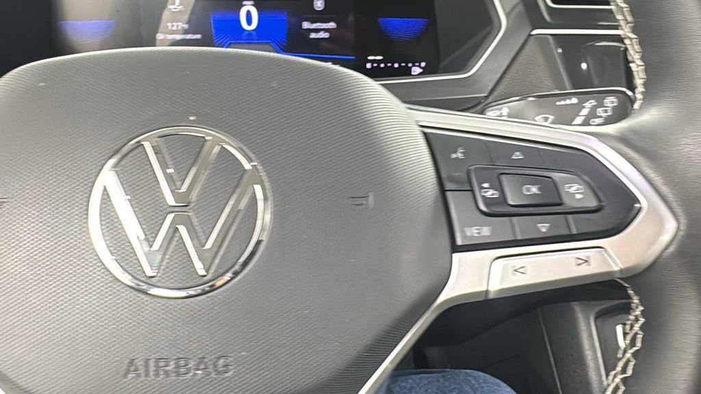 Used 2024 Volkswagen Tiguan S image 23