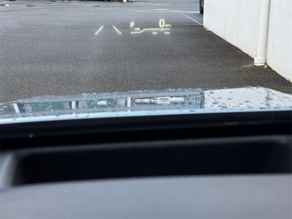 Used 2023 Toyota Highlander Platinum image 34