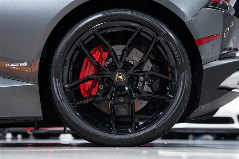 Used 2015 Lamborghini Huracan LP 610-4 AWD/4WD image 13