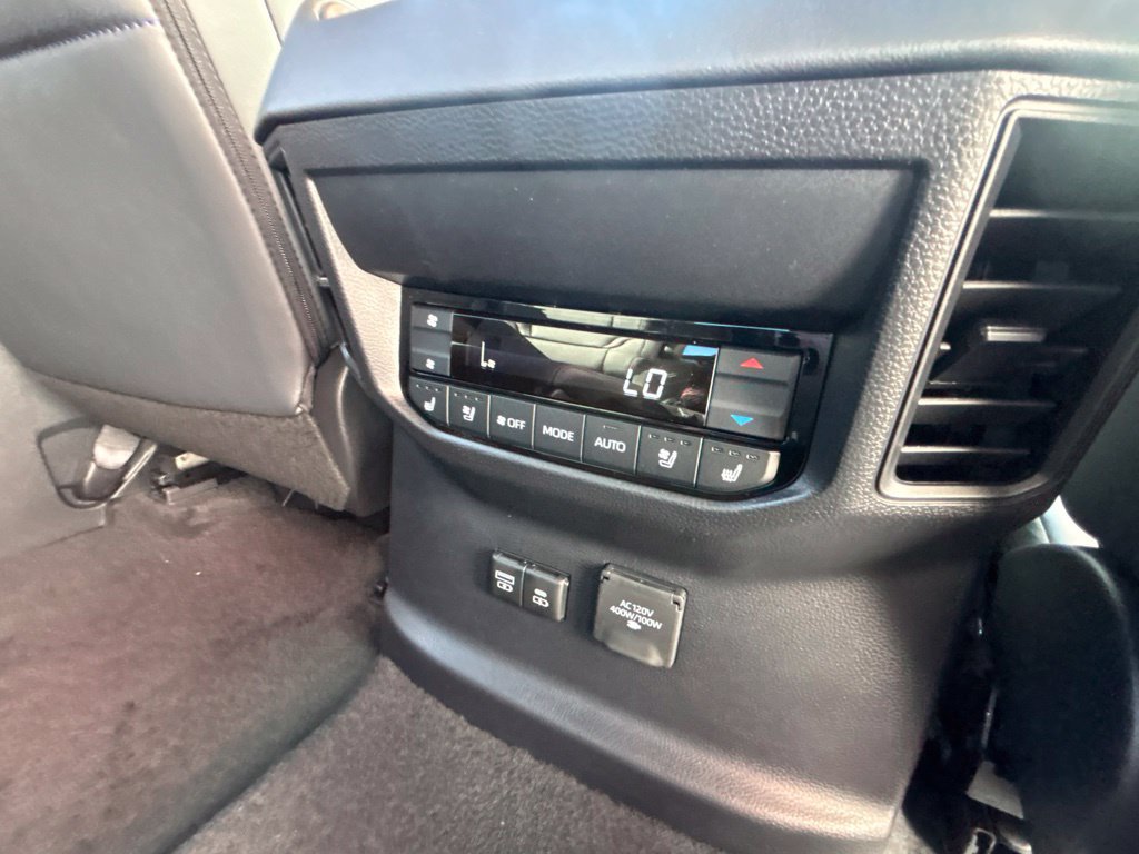New 2026 Toyota Sequoia Platinum AWD/4WD image 33