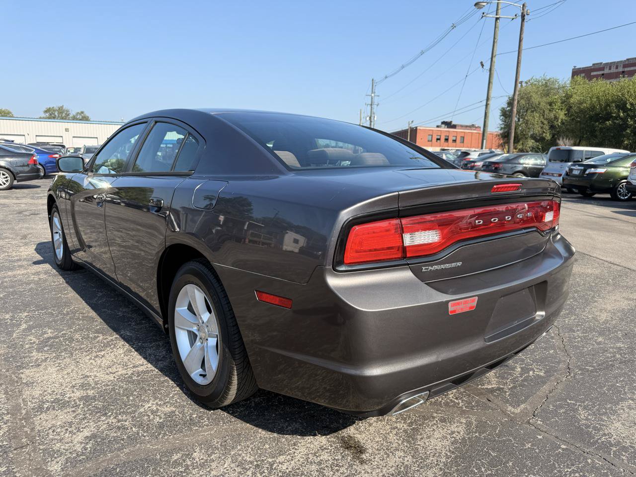 Used 2014 Dodge Charger SE RWD image 7