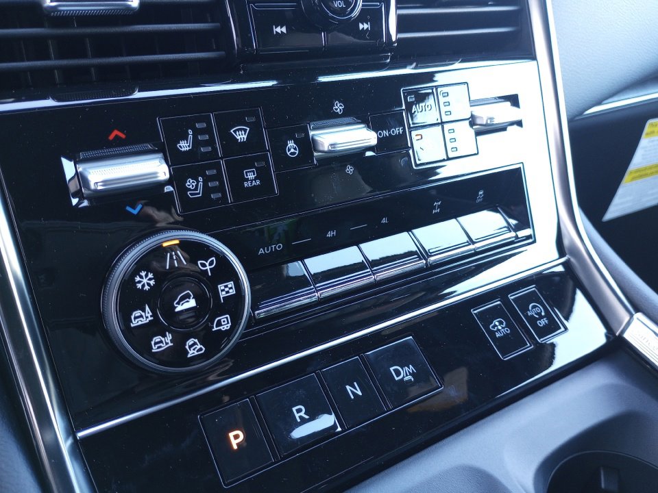 New 2026 Nissan Armada PRO-4X image 17