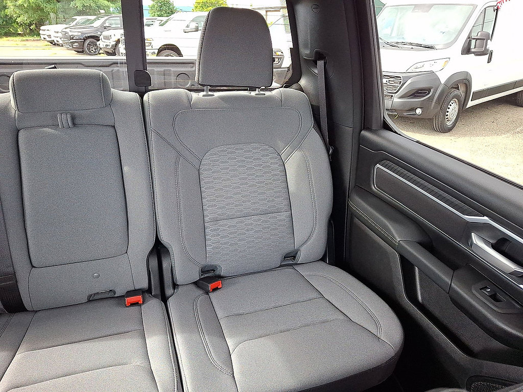 Used 2025 RAM 1500 Big Horn AWD/4WD image 14