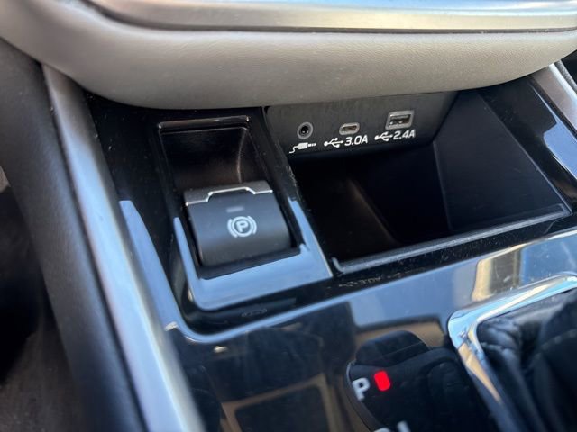 Used 2024 Subaru Legacy Premium image 16
