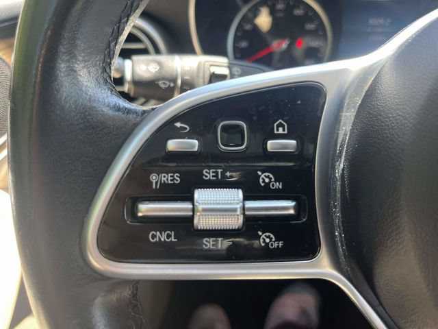 Used 2022 Mercedes-Benz GLC 300 image 24