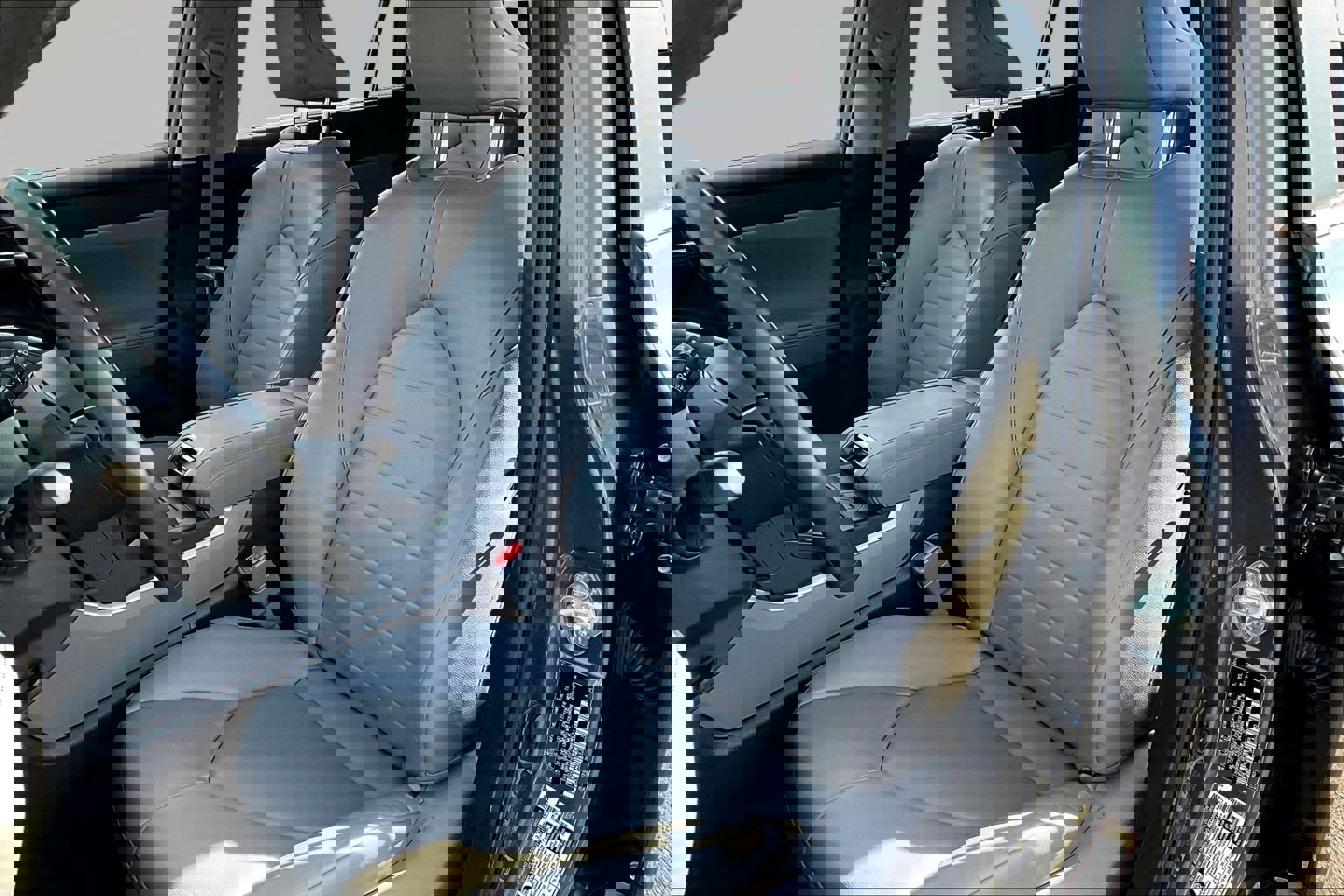 Used 2023 Toyota Highlander XLE image 20