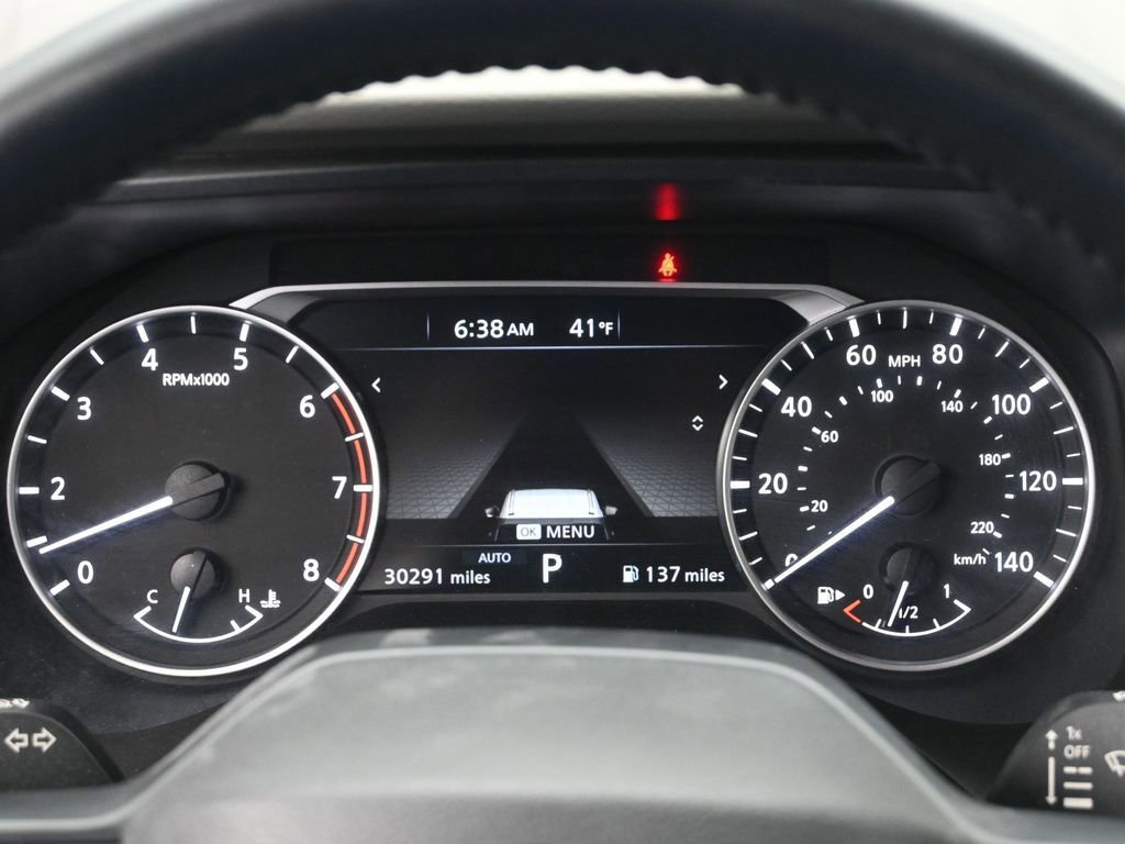 Used 2025 Nissan Rogue SV AWD/4WD image 13