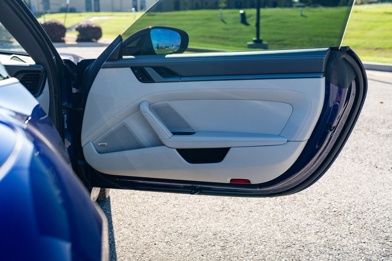 Used 2020 Porsche 911 Carrera 4S image 24