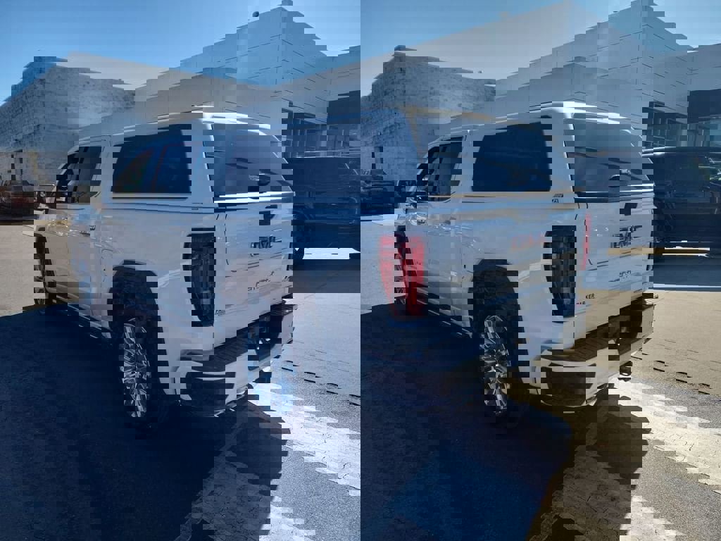 Certified 2021 GMC Sierra 1500 Denali w/ Denali Ultimate Package AWD/4WD image 7