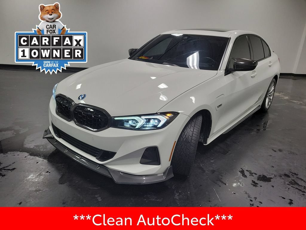 Used 2023 BMW 330e xDrive AWD/4WD image 4