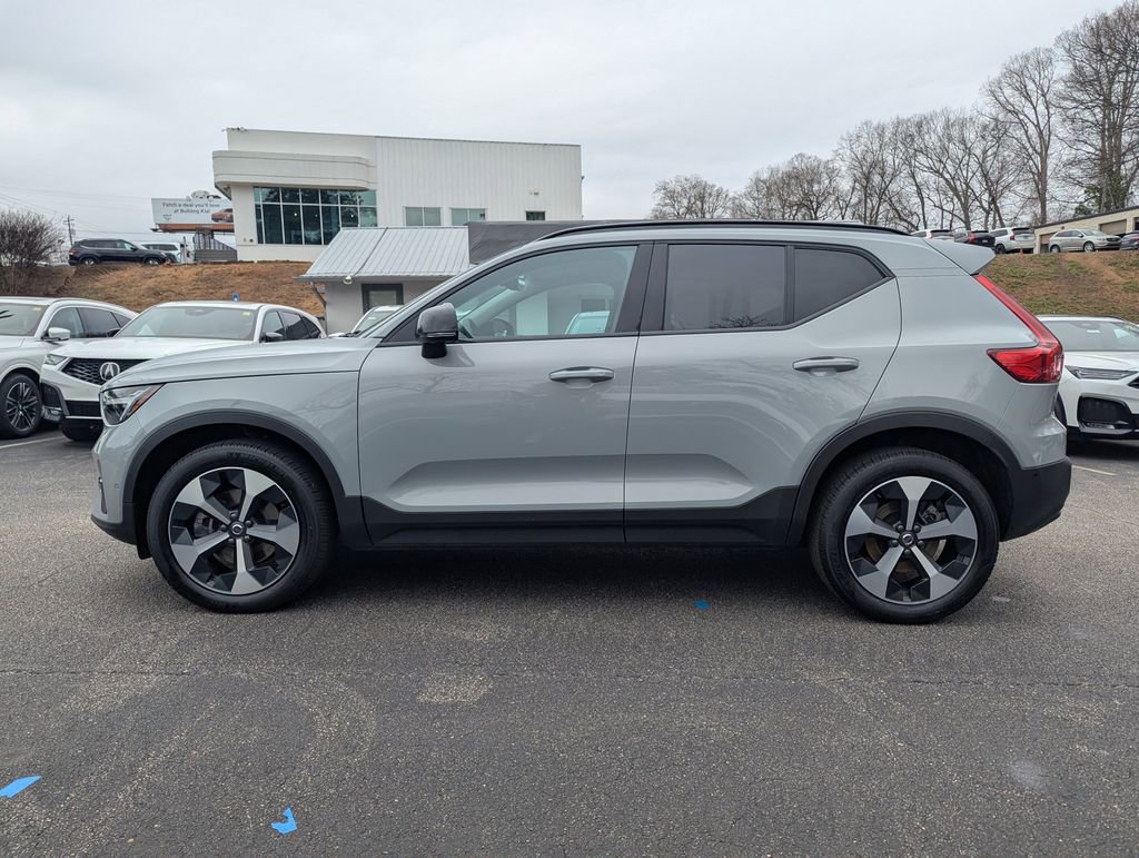 Certified 2026 Volvo XC40 B5 Plus w/ Protection Package Premier AWD/4WD image 3