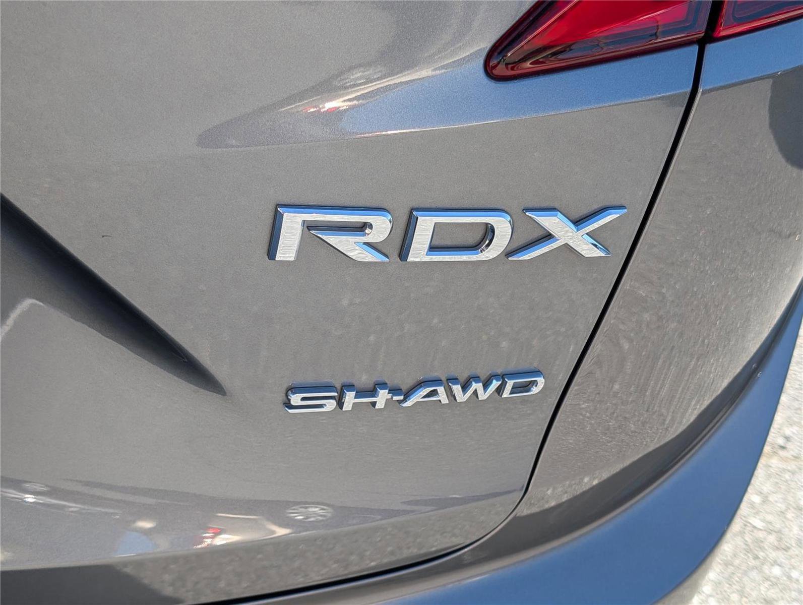 Used 2024 Acura RDX SH-AWD w/ Advance Package image 9