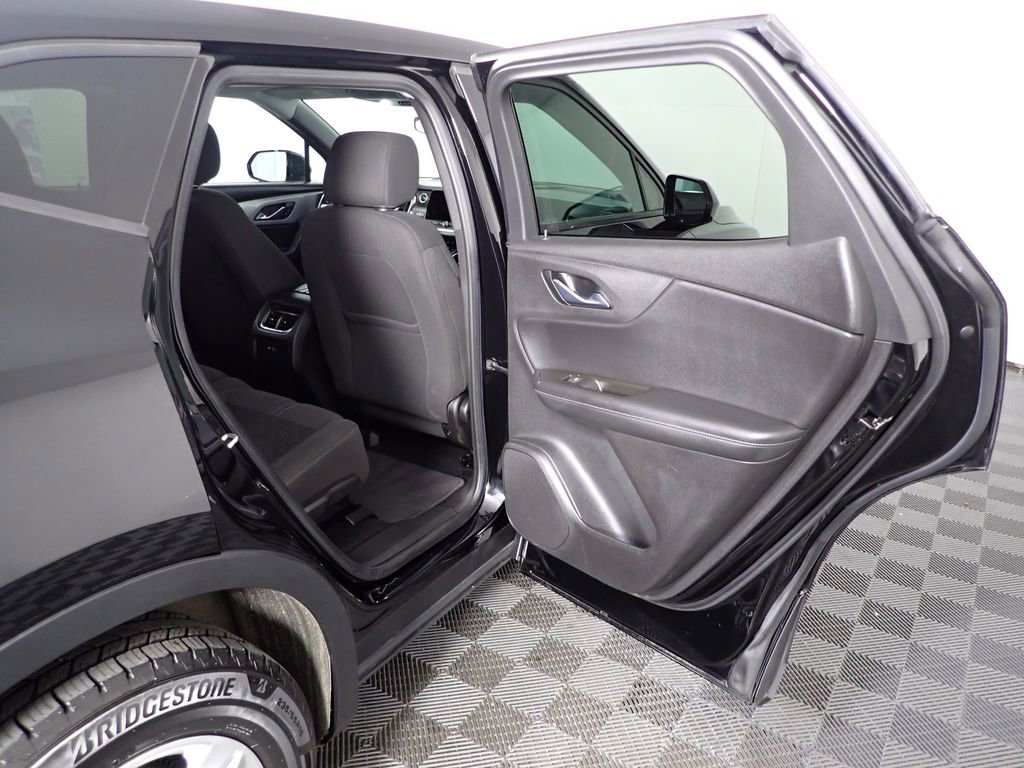 Used 2021 Chevrolet Blazer LT image 28
