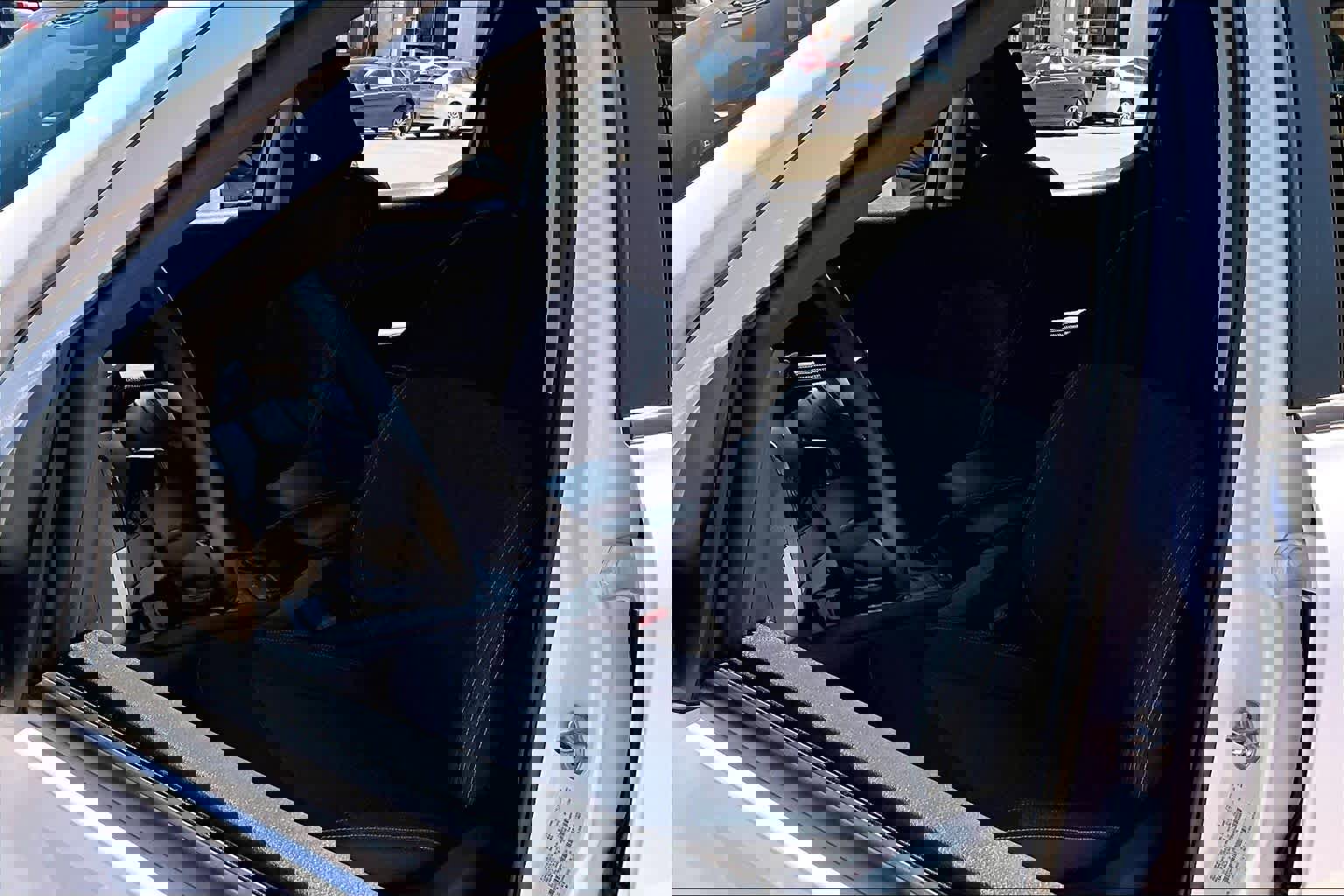 Used 2024 Ford Ranger XLT w/ Equipment Group 301A High image 8