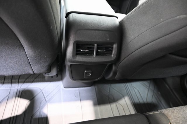 Used 2022 Chevrolet Equinox LT image 25