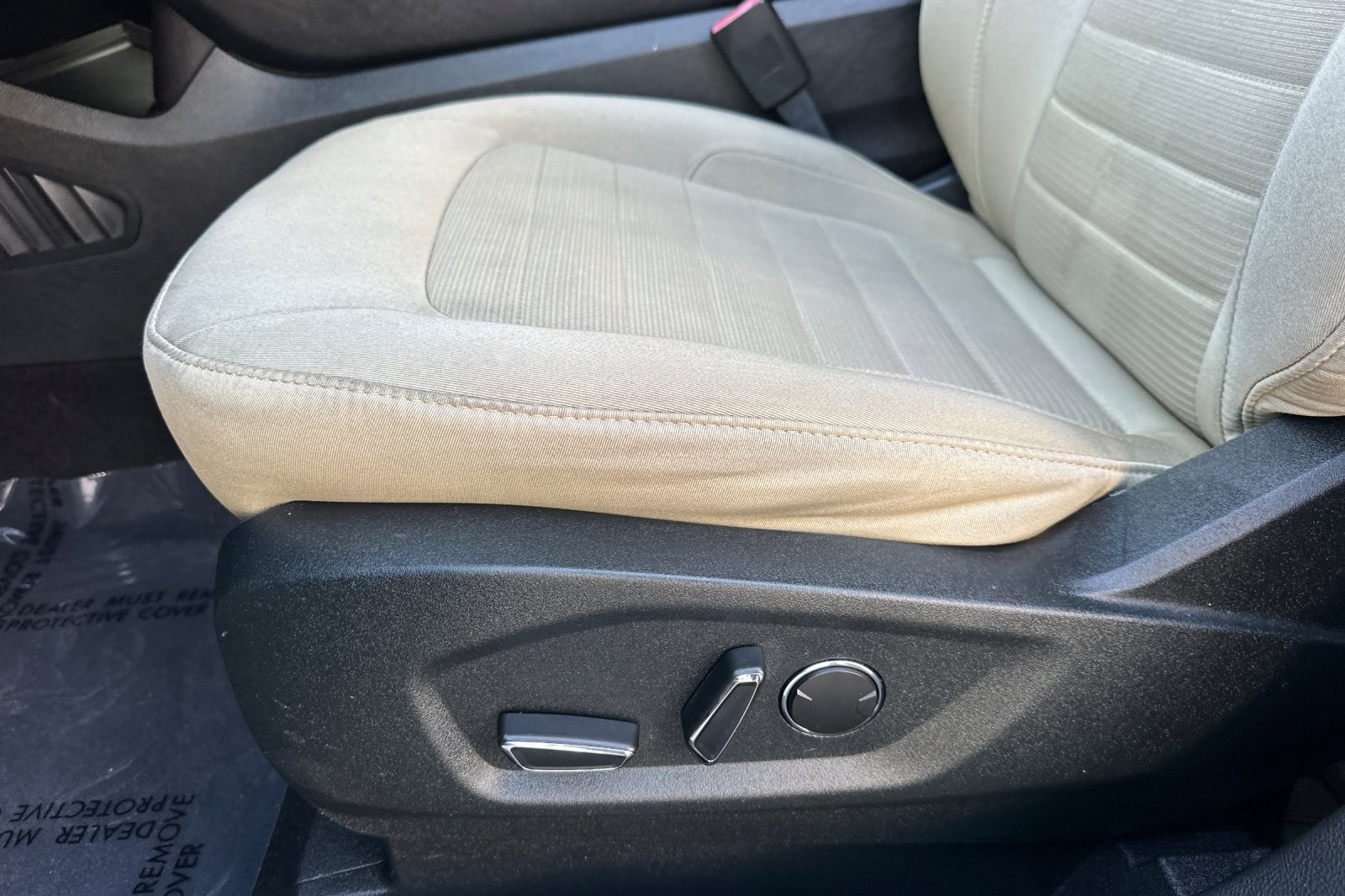 Used 2019 Ford Edge SEL AWD/4WD image 13