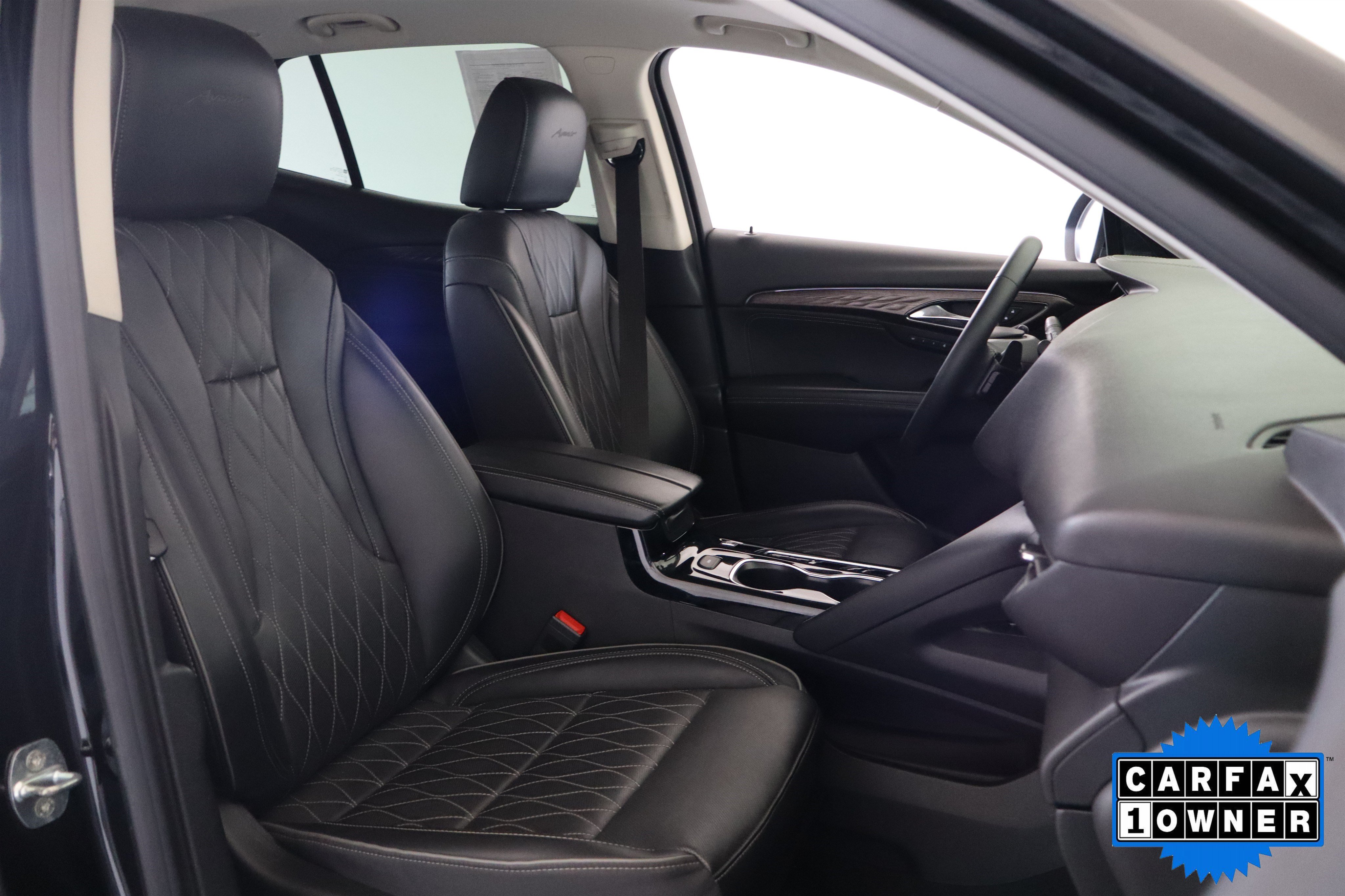 Used 2023 Buick Envision Avenir AWD/4WD image 21
