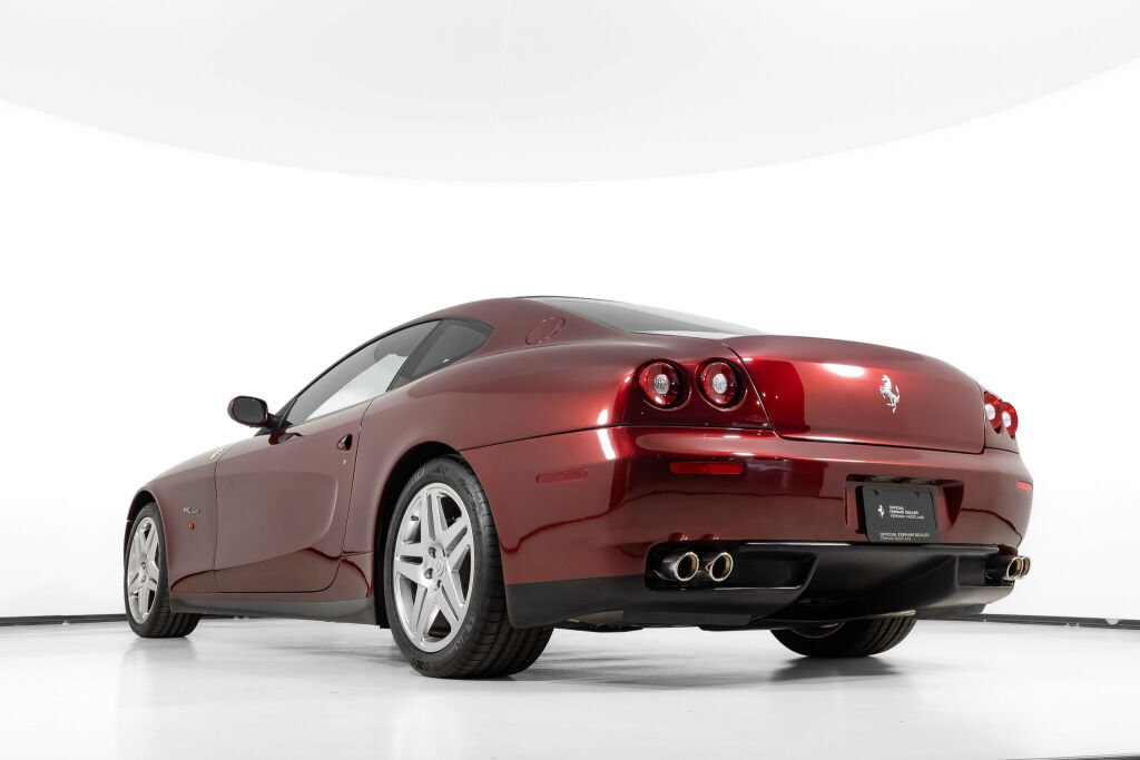 Used 2005 Ferrari 612 Scaglietti RWD image 16