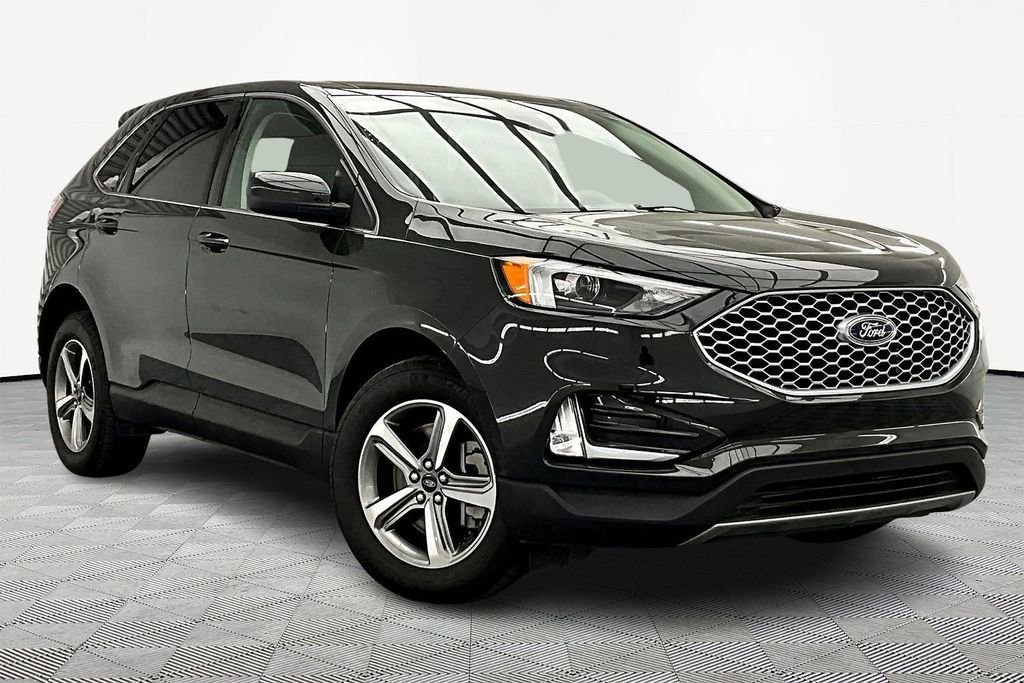 Certified 2024 Ford Edge SEL w/ Convenience Package AWD/4WD image 12