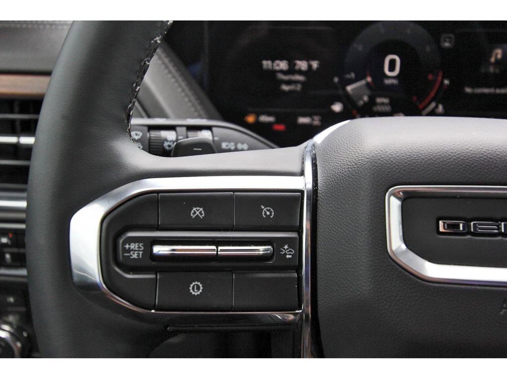 Used 2025 GMC Yukon Denali image 15