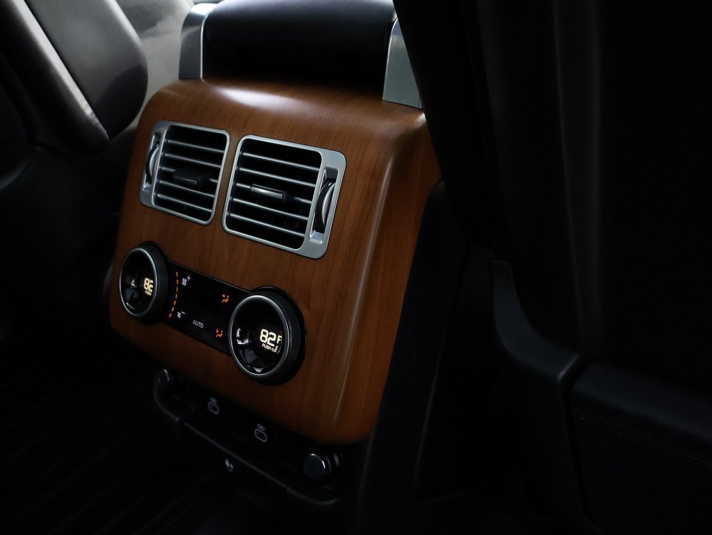 Used 2022 Land Rover Range Rover Westminster Edition image 15