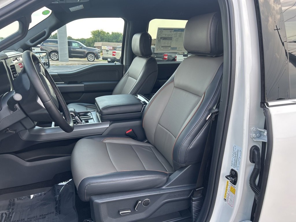 New 2025 Ford F150 Lariat w/ Equipment Group 502A High image 11