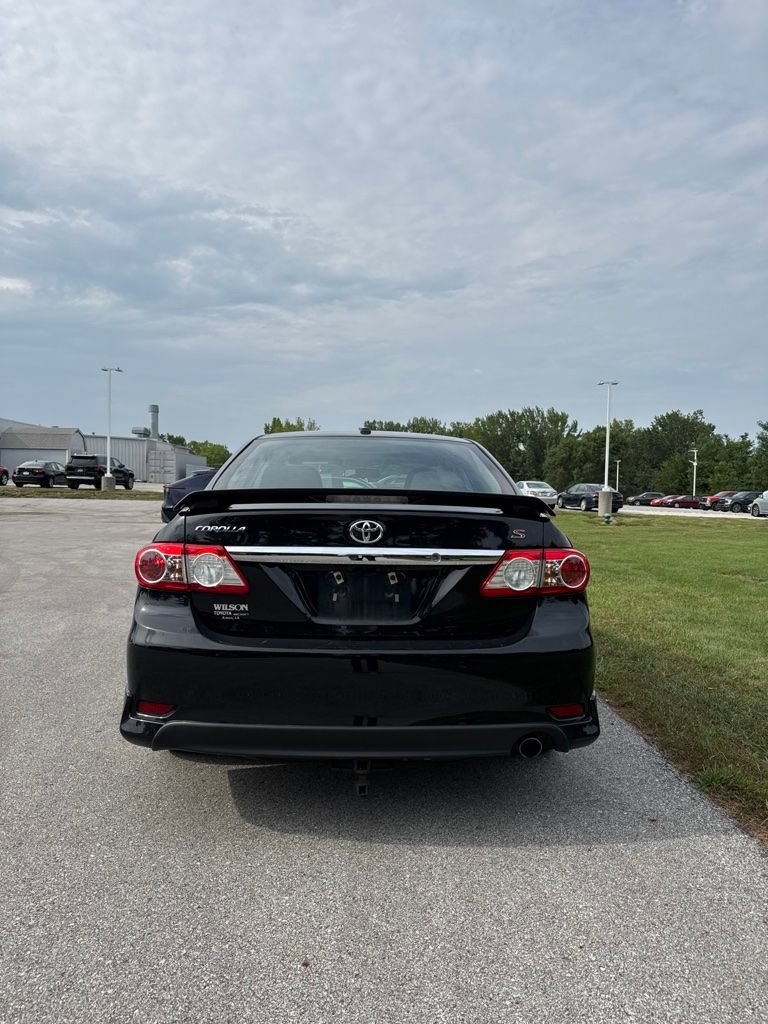 Used 2012 Toyota Corolla S FWD image 4