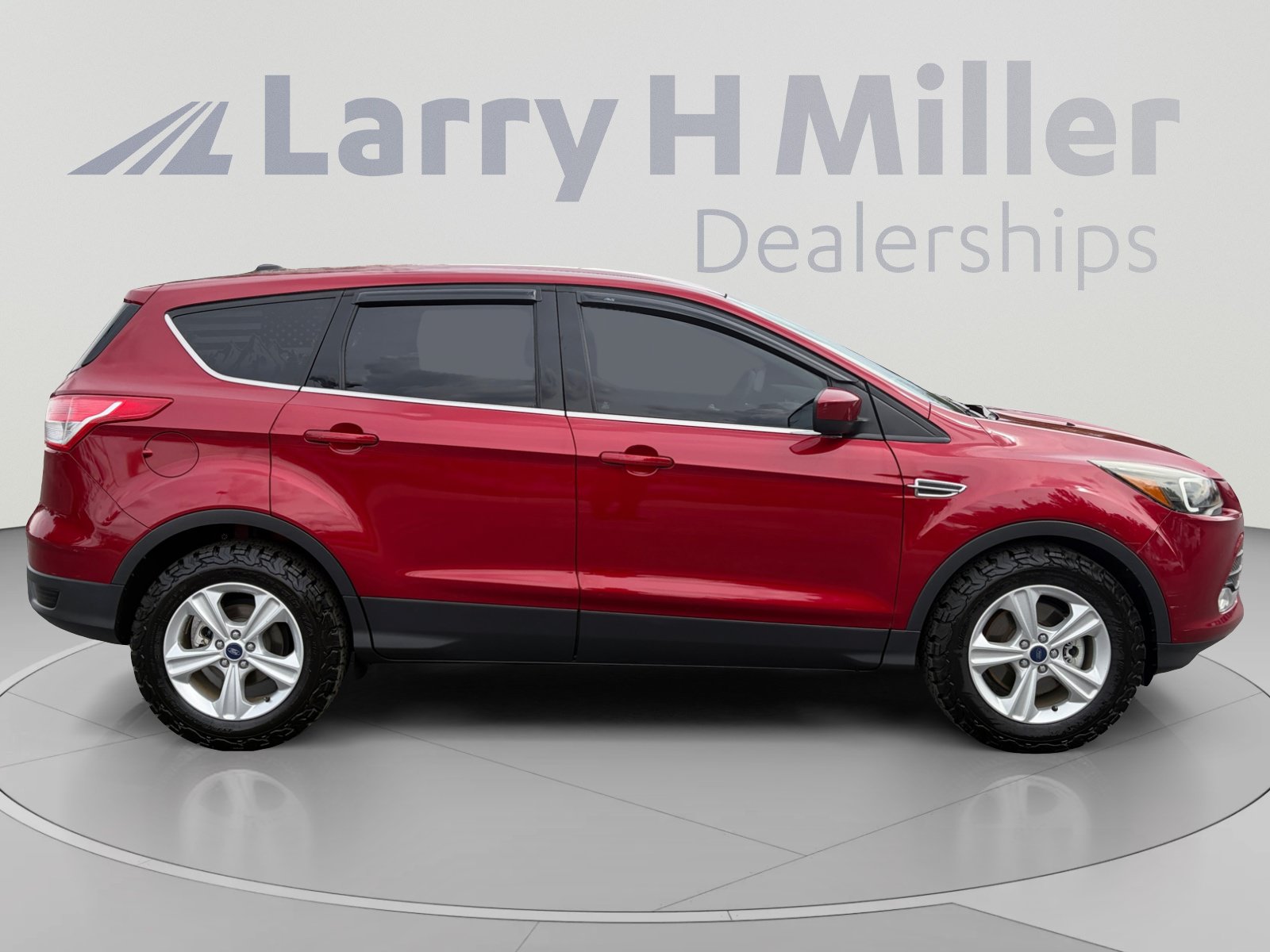 Used 2015 Ford Escape SE AWD/4WD image 6