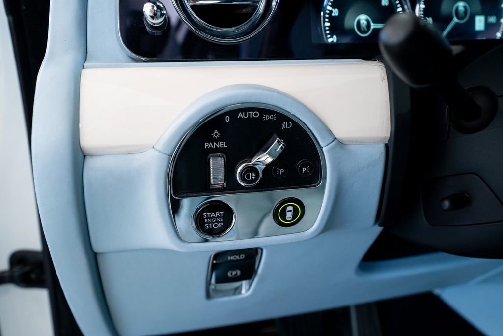 Used 2022 Rolls-Royce Ghost AWD/4WD image 21