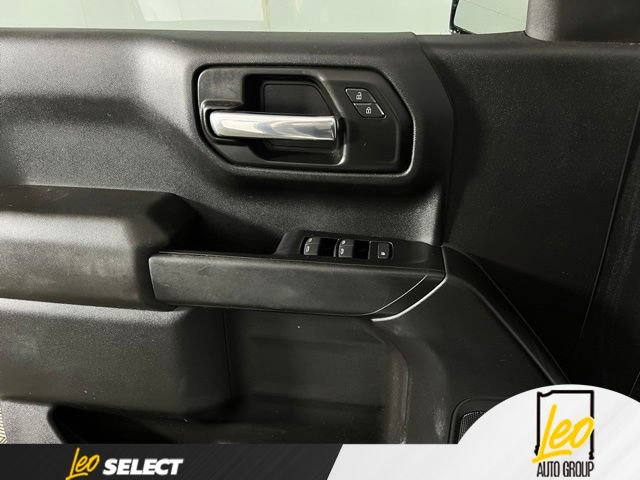 Used 2019 Chevrolet Silverado 1500 W/T w/ Trailering Package AWD/4WD image 12