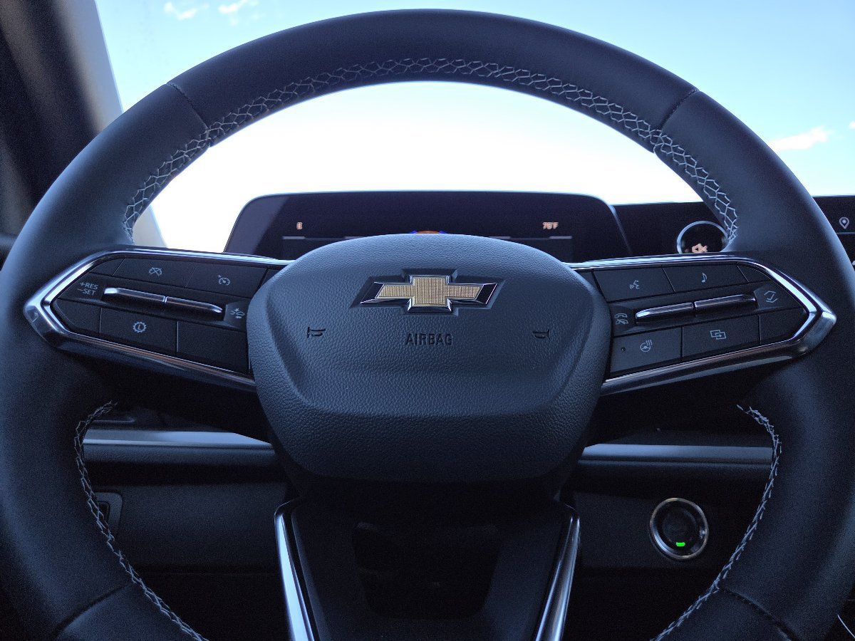 New 2027 Chevrolet Traverse LT AWD/4WD image 32
