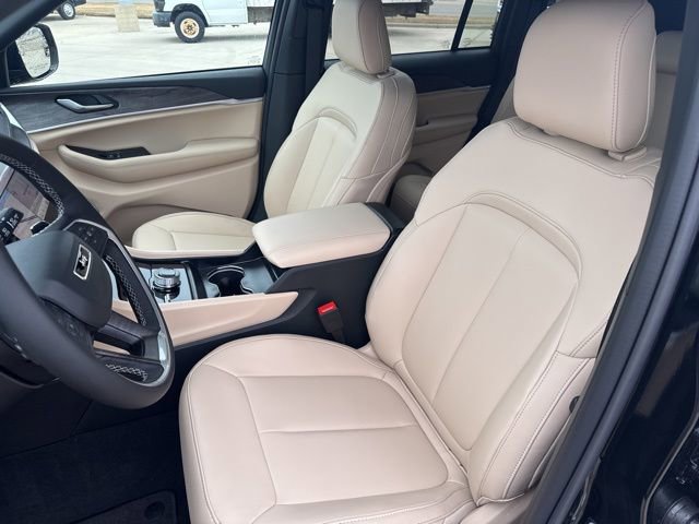 New 2026 Jeep Grand Cherokee Limited AWD/4WD image 9