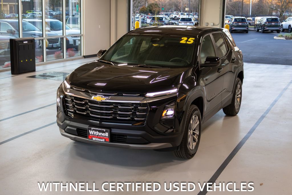 Used 2025 Chevrolet Equinox LT image 1