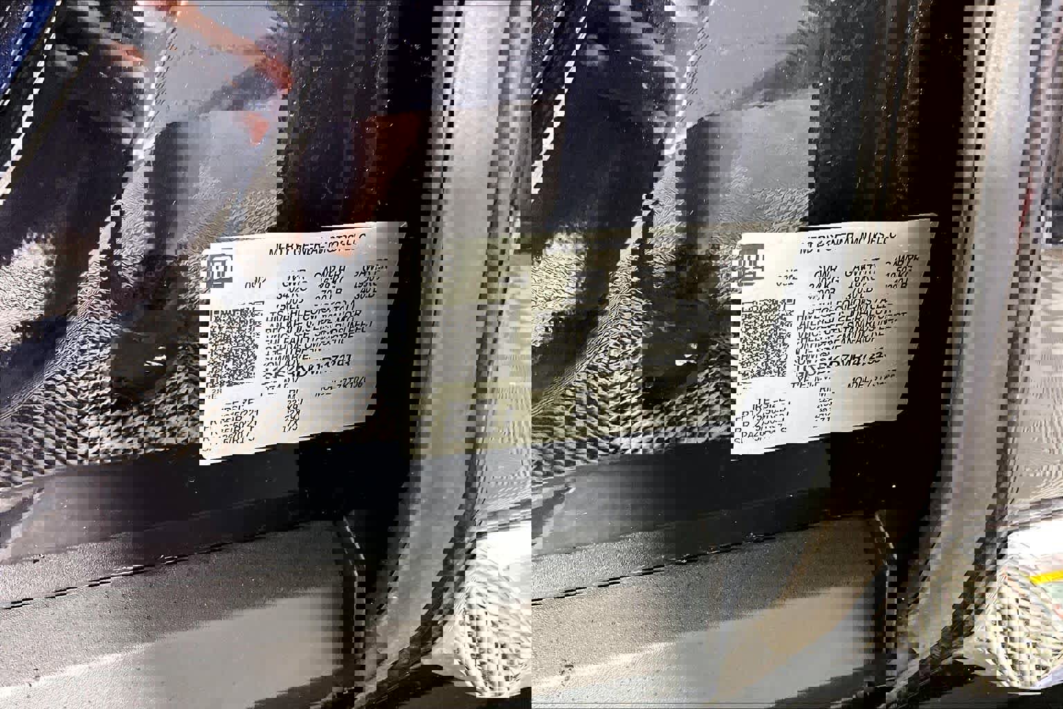 Used 2021 GMC Yukon SLT w/ SLT Luxury Package image 33