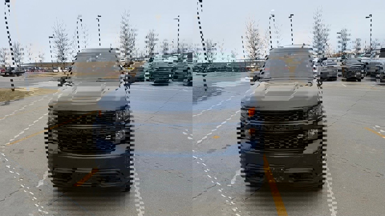 Used 2021 Chevrolet Silverado 1500 Custom w/ Safety Confidence Package