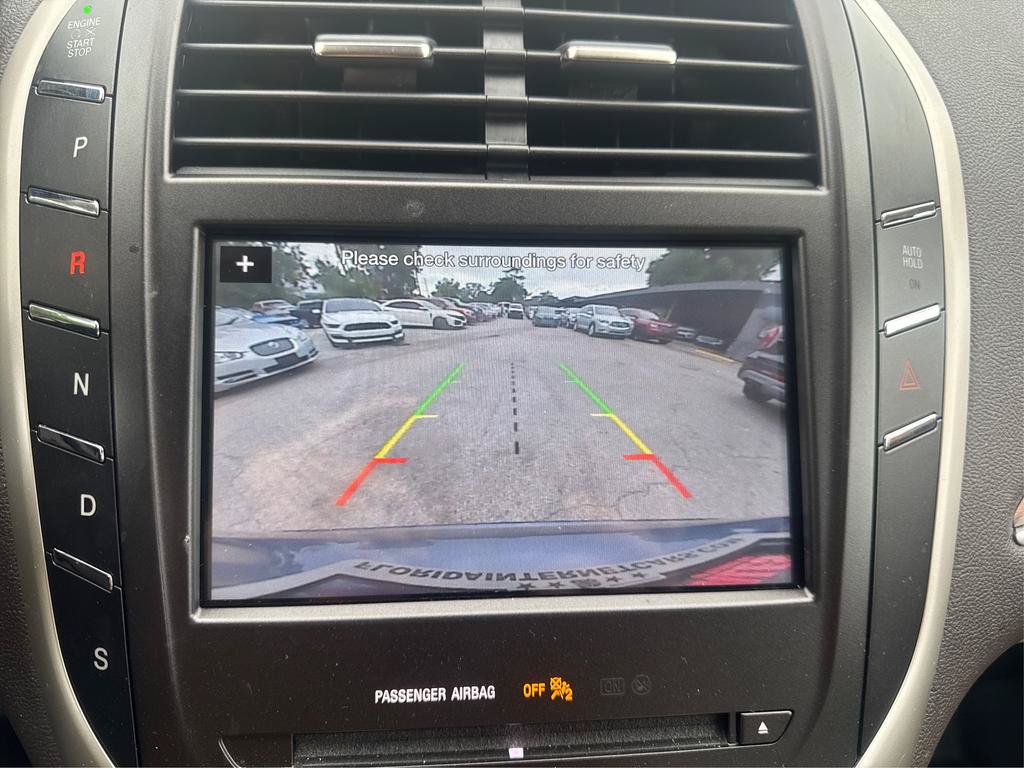 Used 2018 Lincoln MKC Select w/ Select Plus Package AWD/4WD image 18