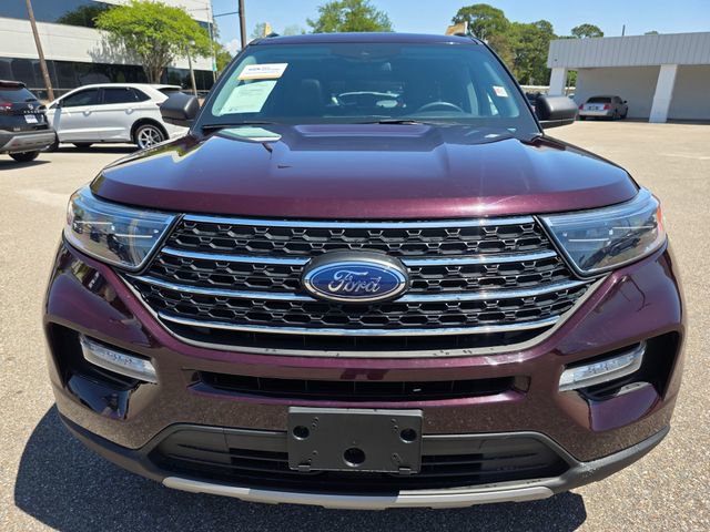 Certified 2023 Ford Explorer XLT w/ Equipment Group 202A image 3