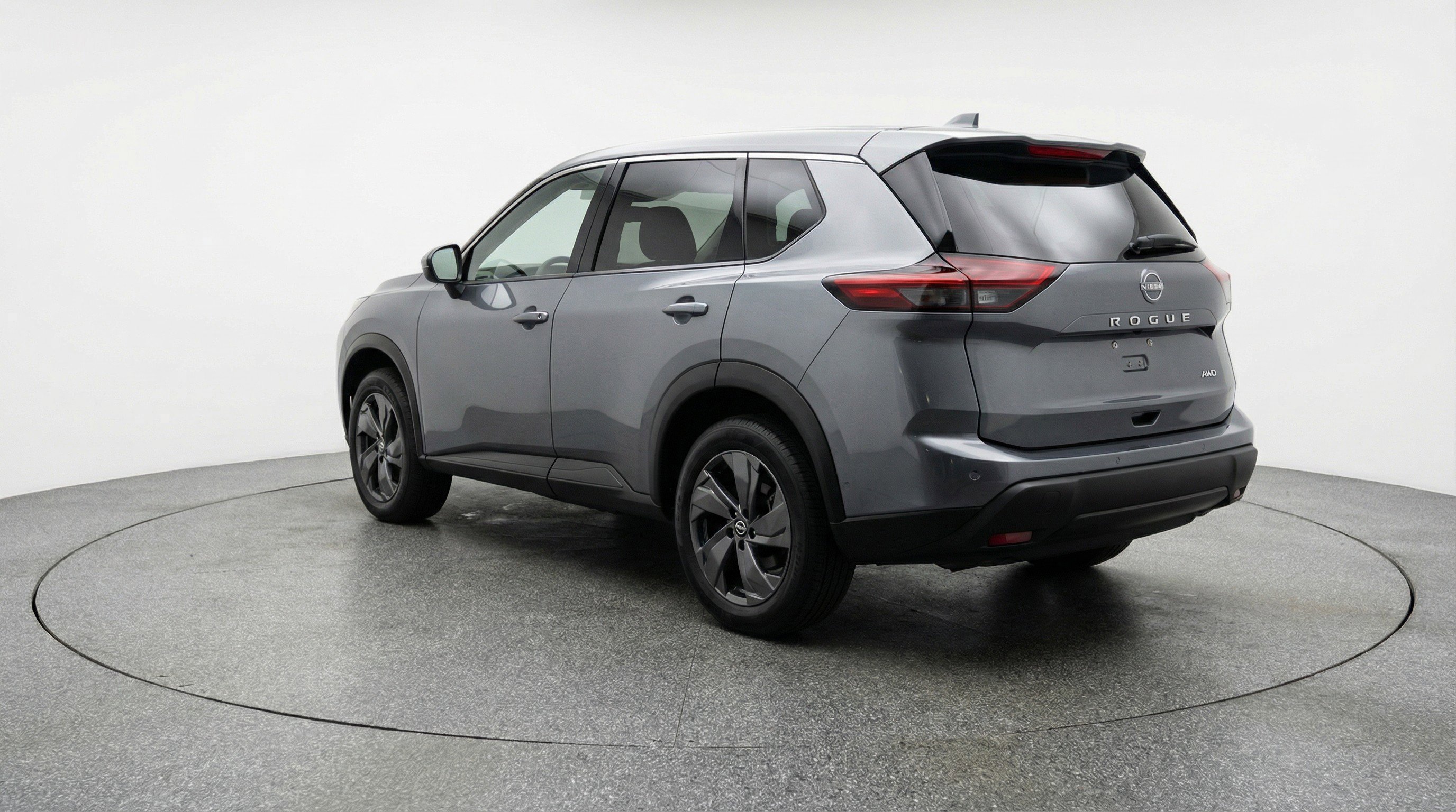 Used 2025 Nissan Rogue SV FWD image 6
