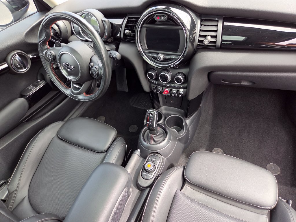 Used 2020 MINI Cooper S FWD image 26