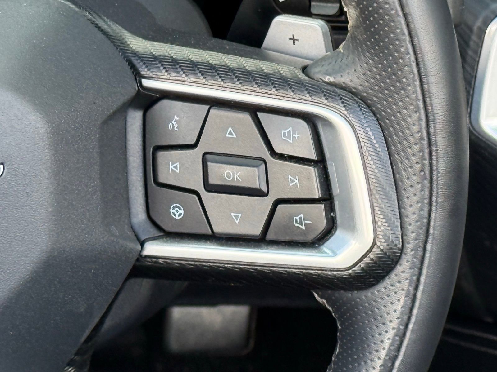 Used 2024 Ford Mustang GT Premium image 28