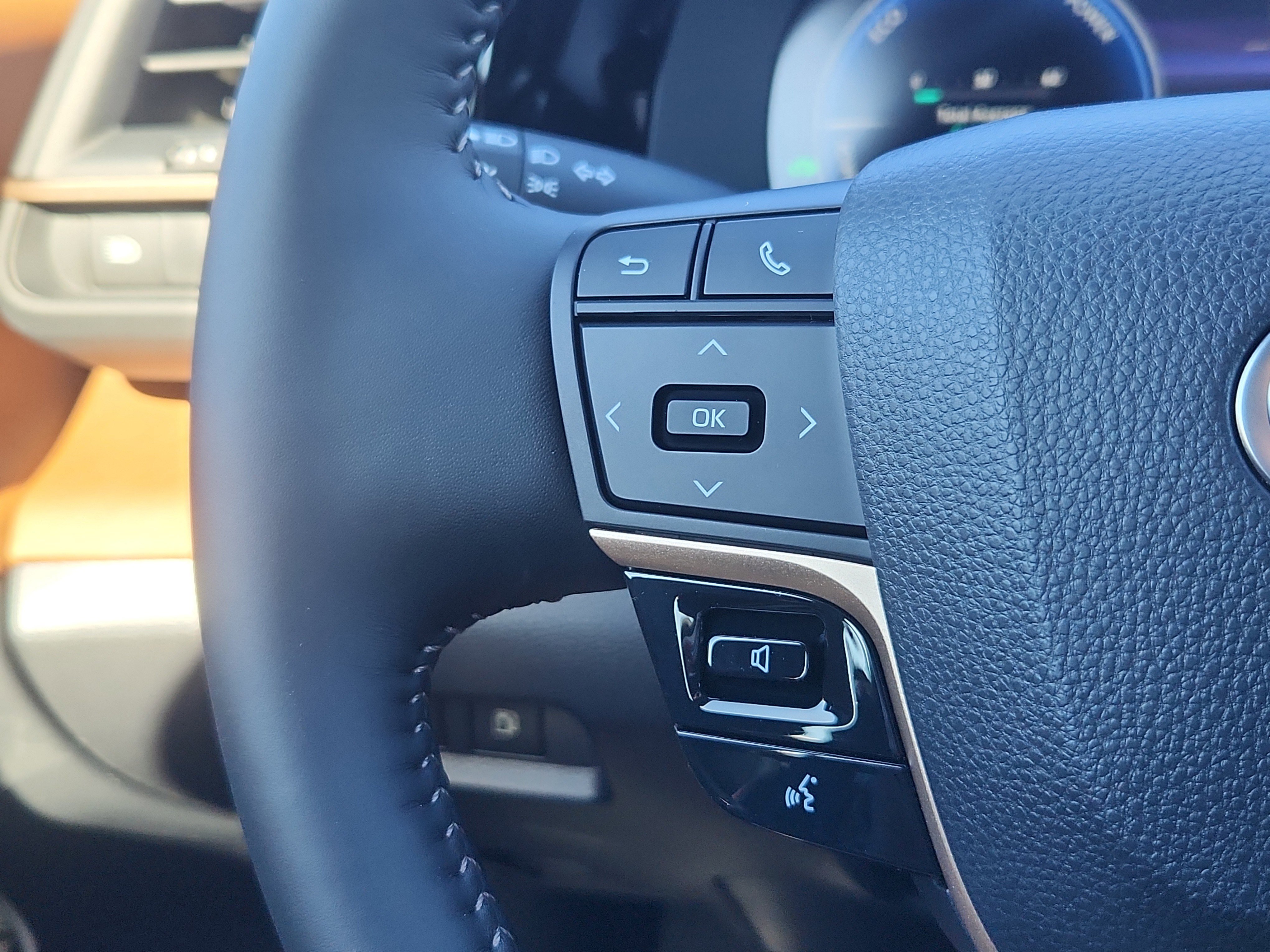 New 2026 Toyota Crown Limited w/ Advanced Technology Package image 17