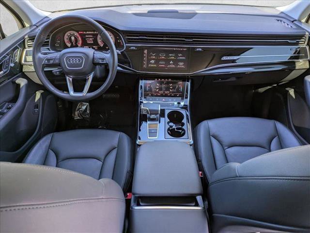 Used 2023 Audi Q7 3.0T Premium w/ Convenience Package image 18